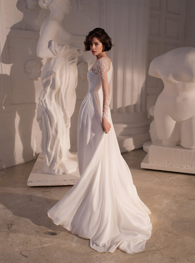 33 Best A-Line Wedding Dresses - Complete Style Guide | Wedding gowns,  Dream wedding ideas dresses, Wedding dresses simple
